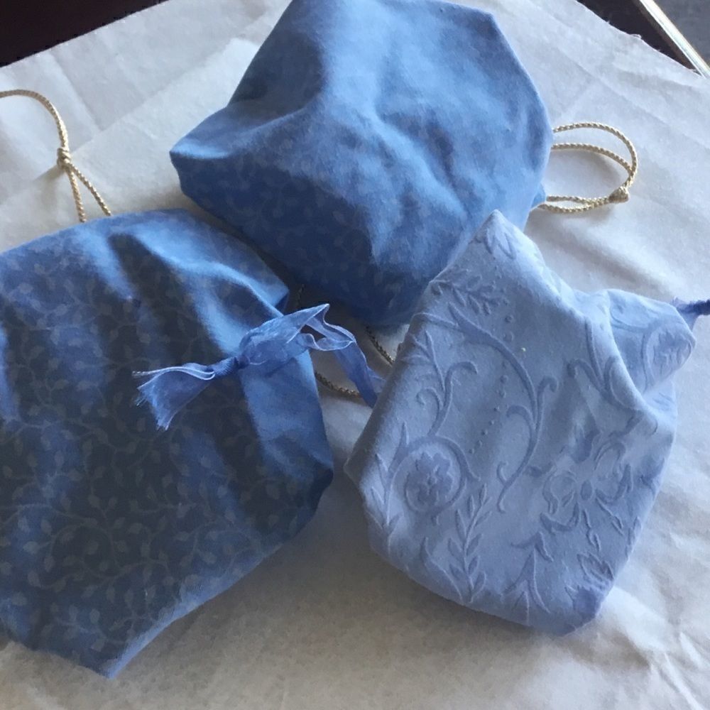 NWOT. Handmade Set of 3 Drawstring Pouches - Picture 6 of 7